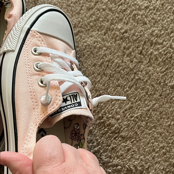 Converse Pink /peach  Canvas Low-Top Sneakers with White Soles - Picture 6 of 10